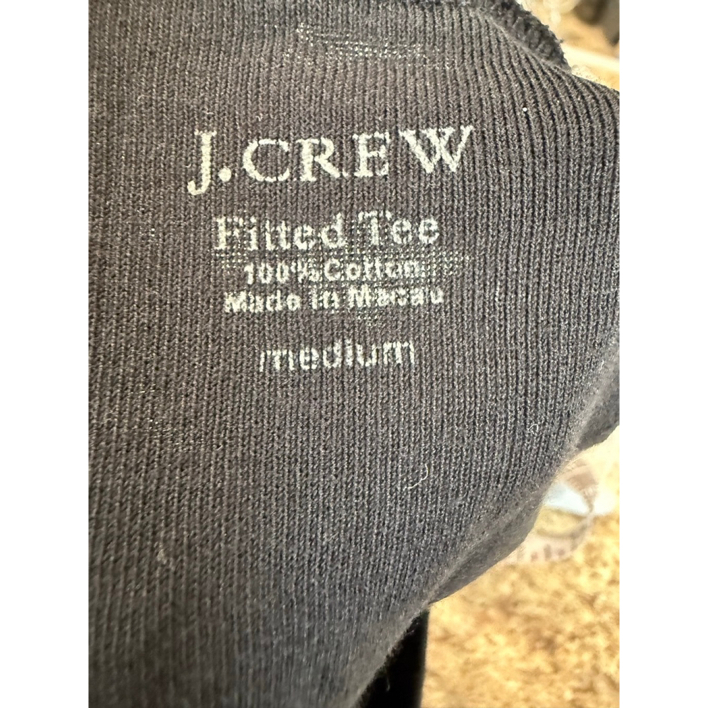 J.Crew Black V-Neck Fitted Short Sleeve T-Shirt - Medium - Picture 7 of 9